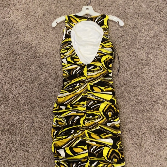 Cache dress - Picture 4 of 4
